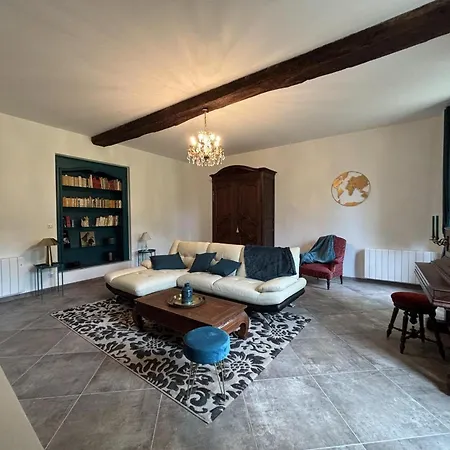De Charme Pour 3 Pers à Avec Jardin Privatif - Fr-1-489-581 *
